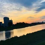 Apartament Z Tarasem I Widokiem Na Odre